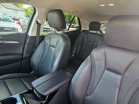 Used 2024 Buick Envision Preferred AWD/4WD image 16