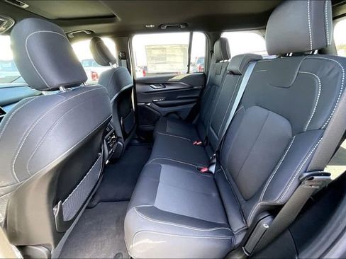 New 2026 Jeep Grand Cherokee Laredo X AWD/4WD image 10