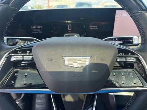 Certified 2024 Cadillac Lyriq Luxury RWD image 10