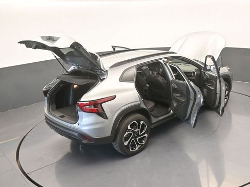 Used 2024 Chevrolet Trax RS w/ Sunroof Package image 71