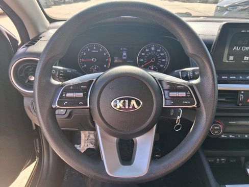 Used 2019 Kia Forte LXS image 19