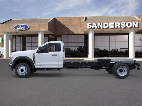New 2026 Ford F550 2WD Regular Cab Super Duty image 4