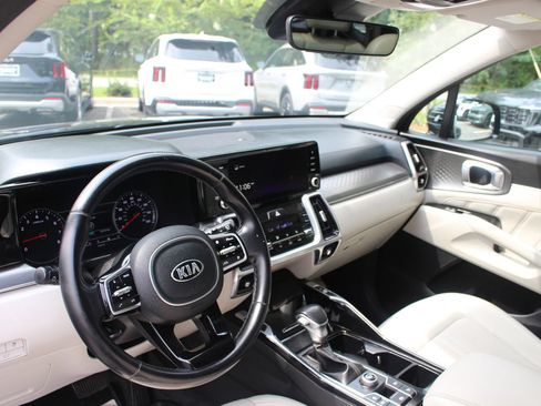 Used 2021 Kia Sorento SX FWD image 18