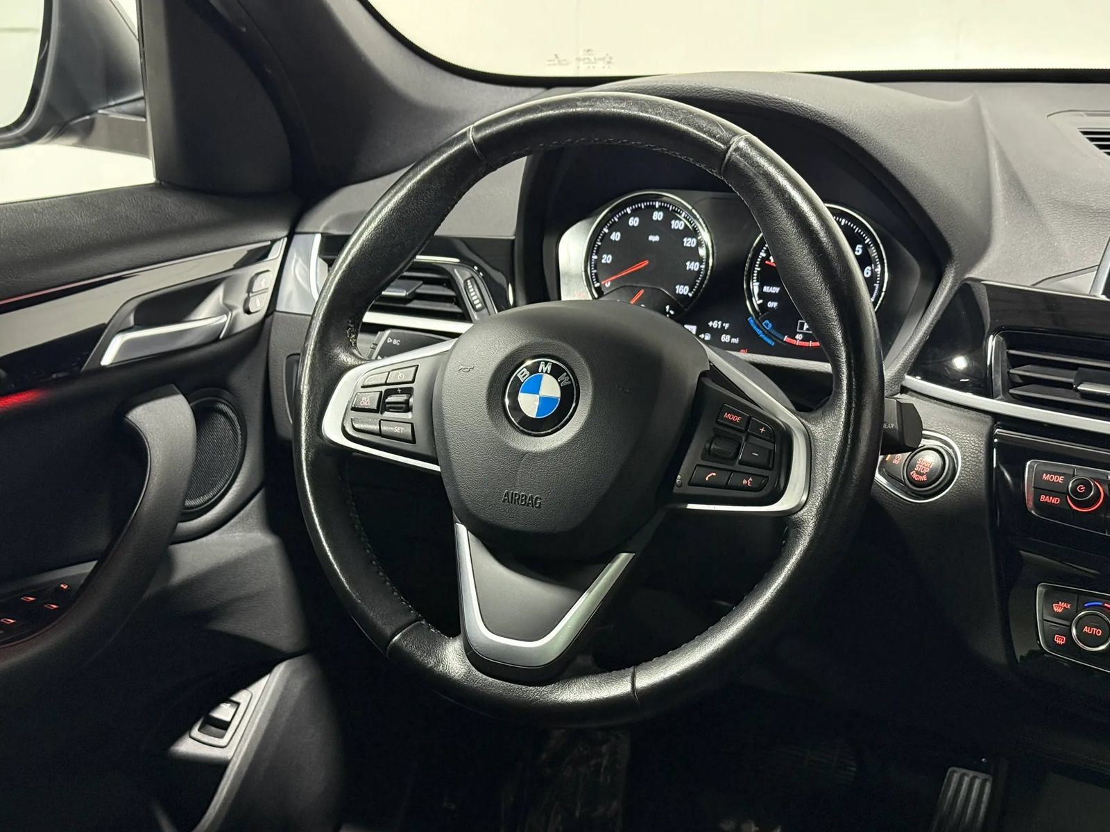 Used 2019 BMW X1 xDrive28i w/ Convenience Package AWD/4WD image 25