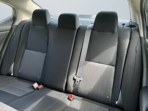 Used 2024 Nissan Sentra SV FWD image 12