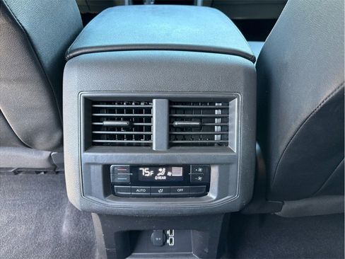 Used 2019 Volkswagen Atlas SE w/ Towing Package image 36