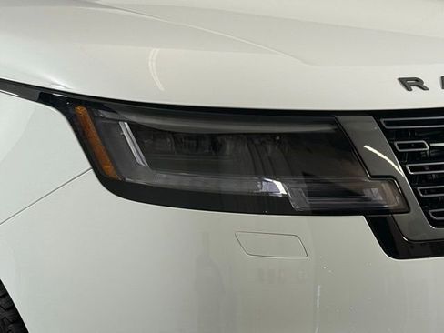New 2025 Land Rover Range Rover SE image 15