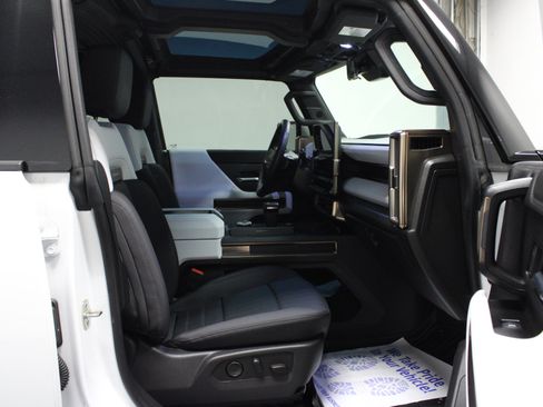 Used 2025 GMC Hummer EV 3X w/ Battery Pack, 24 Module Pack AWD/4WD image 16