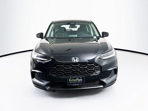Used 2025 Honda HR-V LX image 2