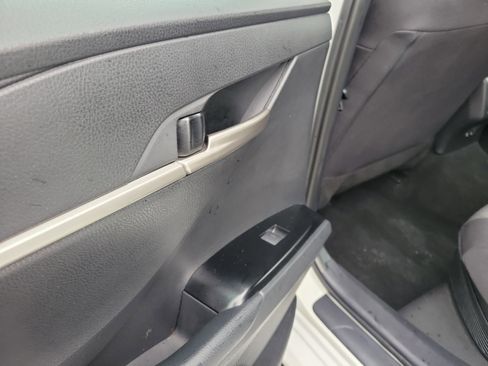 Used 2025 Toyota Camry LE image 13