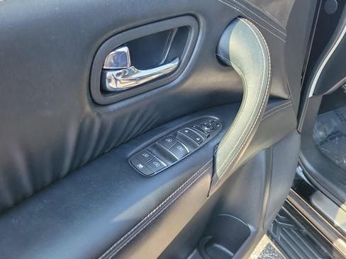 Used 2023 Nissan Armada Platinum w/ Captain's Chairs Package AWD/4WD image 17