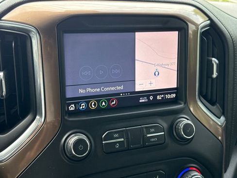 Used 2019 Chevrolet Silverado 1500 High Country w/ Technology Package AWD/4WD image 26
