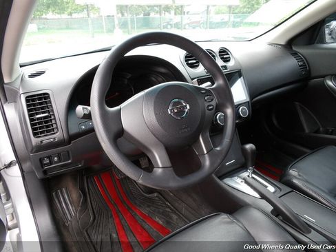 Used 2013 Nissan Altima 2.5 S FWD image 12