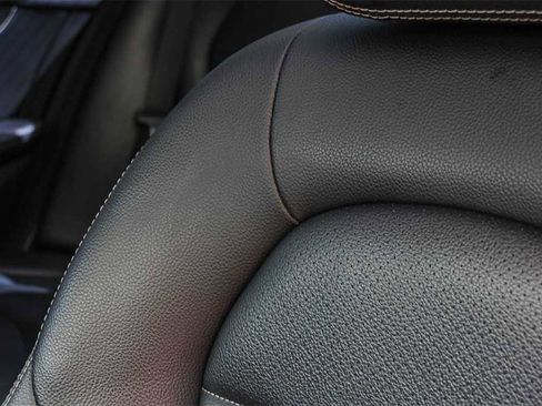 Used 2017 Mercedes-Benz C 300 Sedan image 25