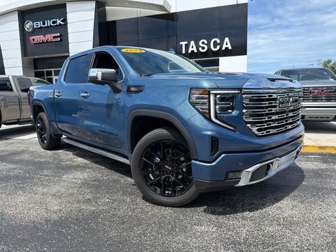 Used 2024 GMC Sierra 1500 Denali w/ Technology Package AWD/4WD image 1