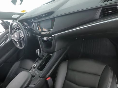 Used 2025 Cadillac XT5 Sportv image 31