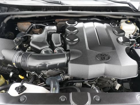 Used 2019 Toyota 4Runner SR5 Premium AWD/4WD image 32