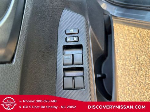 Used 2015 Toyota RAV4 LE image 10