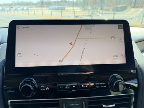 Used 2023 Nissan Armada SL image 26