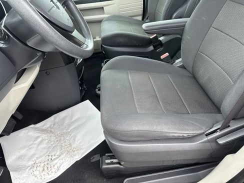 Used 2008 Dodge Grand Caravan SE FWD image 16