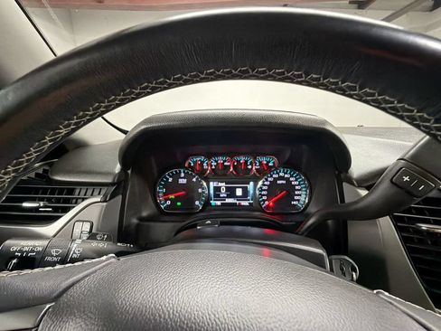 Used 2020 Chevrolet Tahoe LT RWD image 11