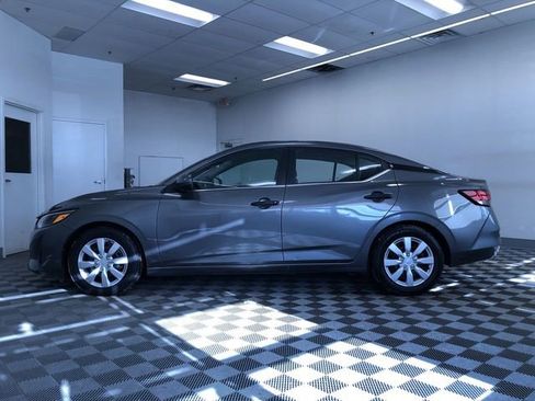Used 2025 Nissan Sentra S image 12
