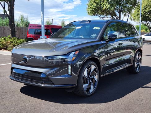 New 2025 Volvo EX90 Ultra image 4