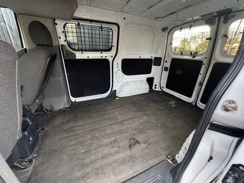 Used 2017 Chevrolet City Express LT w/ Appearance Package image 6