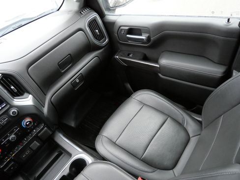 Used 2019 Chevrolet Silverado 1500 LTZ w/ LTZ Plus Package image 11