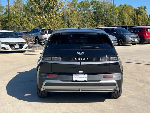 New 2026 Hyundai Ioniq 5 SEL image 10