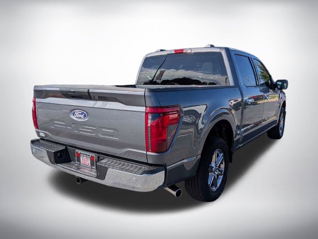 Used 2025 Ford F150 XLT w/ Equipment Group 301A Standard RWD image 3