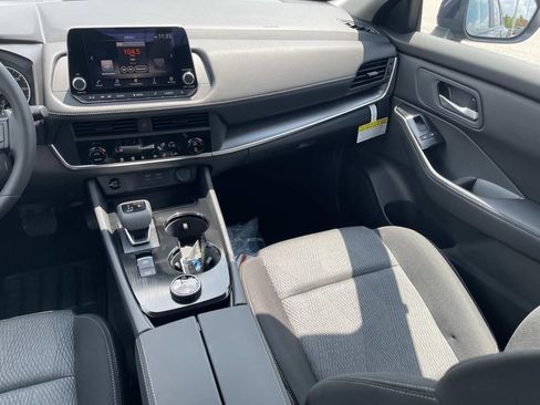 New 2026 Nissan Rogue SV AWD/4WD image 15