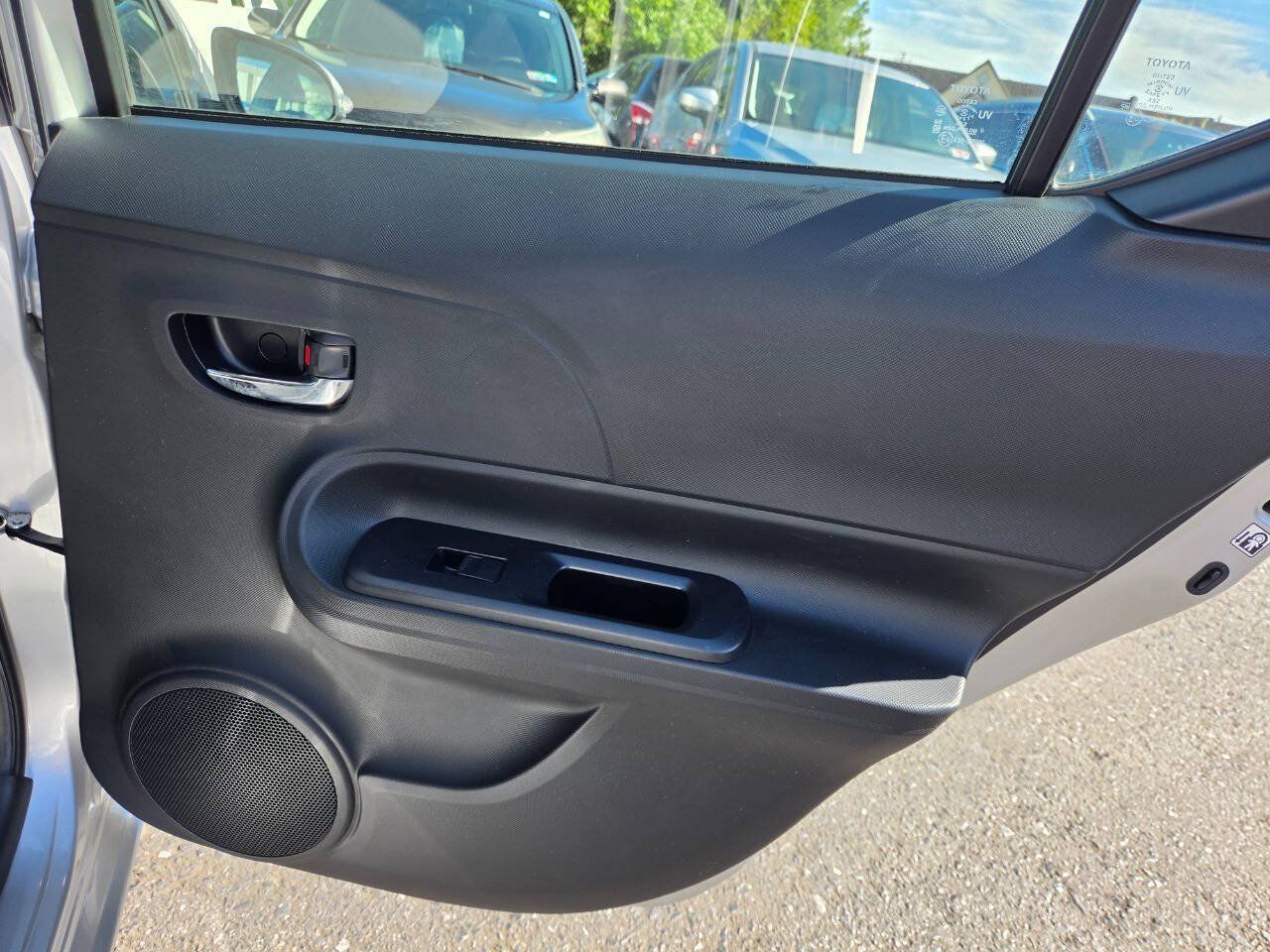 Used 2015 Toyota Prius C Two FWD image 31