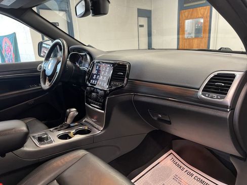 Used 2020 Jeep Grand Cherokee Limited AWD/4WD image 41