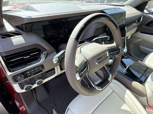 New 2026 GMC Yukon XL Denali w/ Denali Reserve Package AWD/4WD image 16