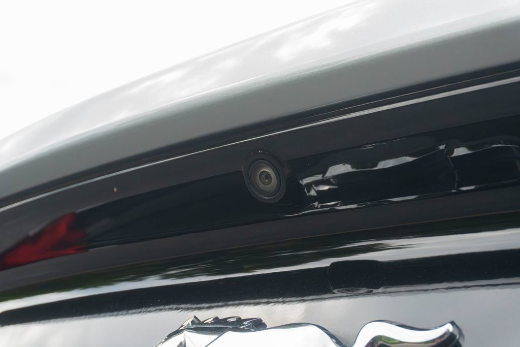 Used 2022 Ford Mustang Coupe RWD image 11