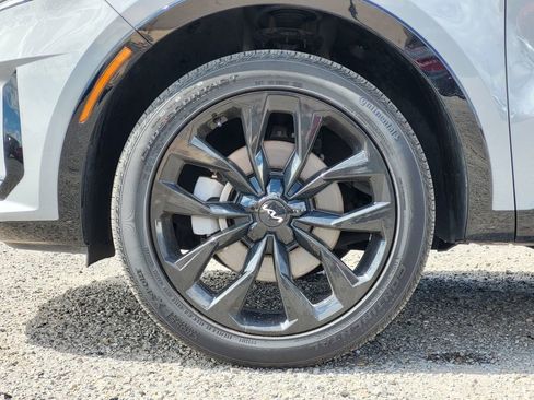 Used 2023 Kia Sorento SX image 10