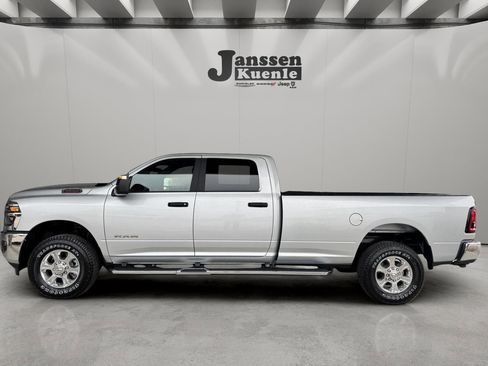 New 2026 RAM 2500 Big Horn AWD/4WD image 1