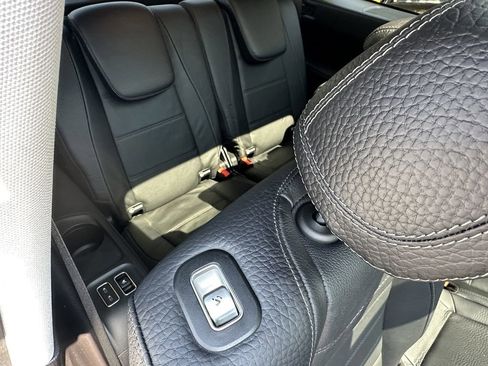 Certified 2024 Mercedes-Benz GLS 580 4MATIC image 19