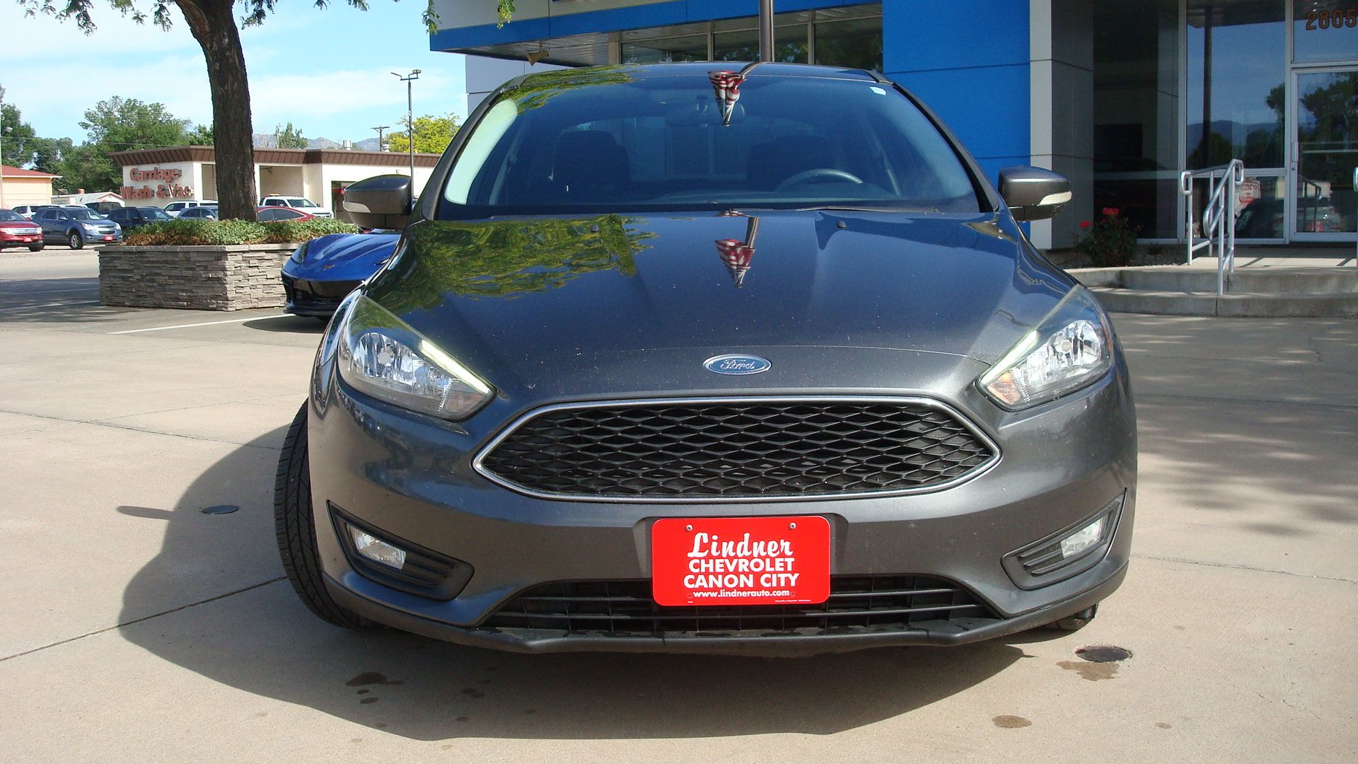 Used 2018 Ford Focus SEL FWD image 2