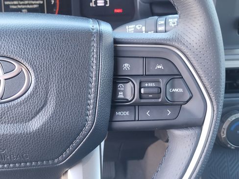 Certified 2026 Toyota 4Runner SR5 AWD/4WD image 14