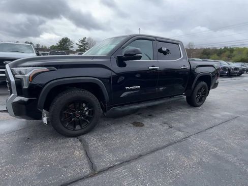 Used 2022 Toyota Tundra Limited w/ TRD Off-Road Package AWD/4WD image 16