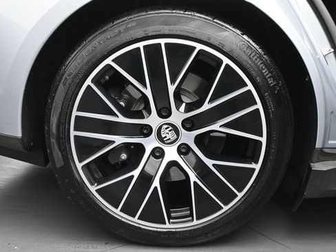 Used 2021 Porsche Taycan RWD image 35