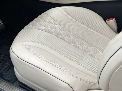 Used 2019 Mercedes-Benz S 560 4MATIC Coupe image 31