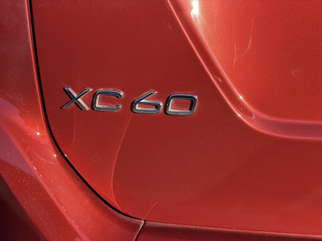 Used 2015 Volvo XC60 T5 AWD/4WD image 28
