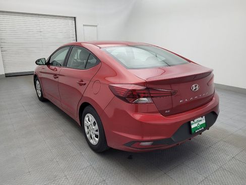 Used 2019 Hyundai Elantra SE FWD image 5