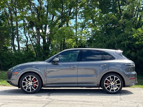 Certified 2023 Porsche Cayenne GTS AWD/4WD image 2