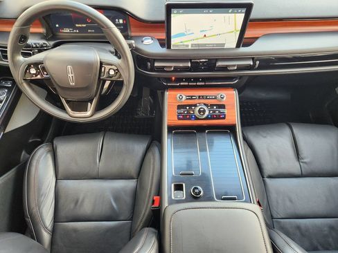 Used 2024 Lincoln Aviator Reserve w/ Equipment Group 201A RWD image 26