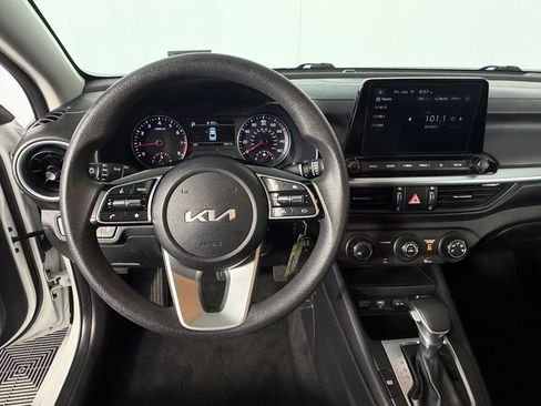 Used 2023 Kia Forte LXS FWD image 12