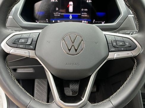 Used 2024 Volkswagen Tiguan S image 14